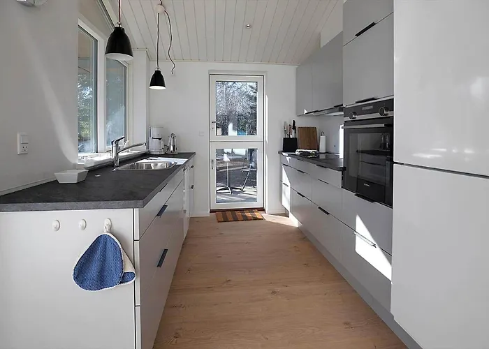 10070-rorvig-kirkestien-25 *